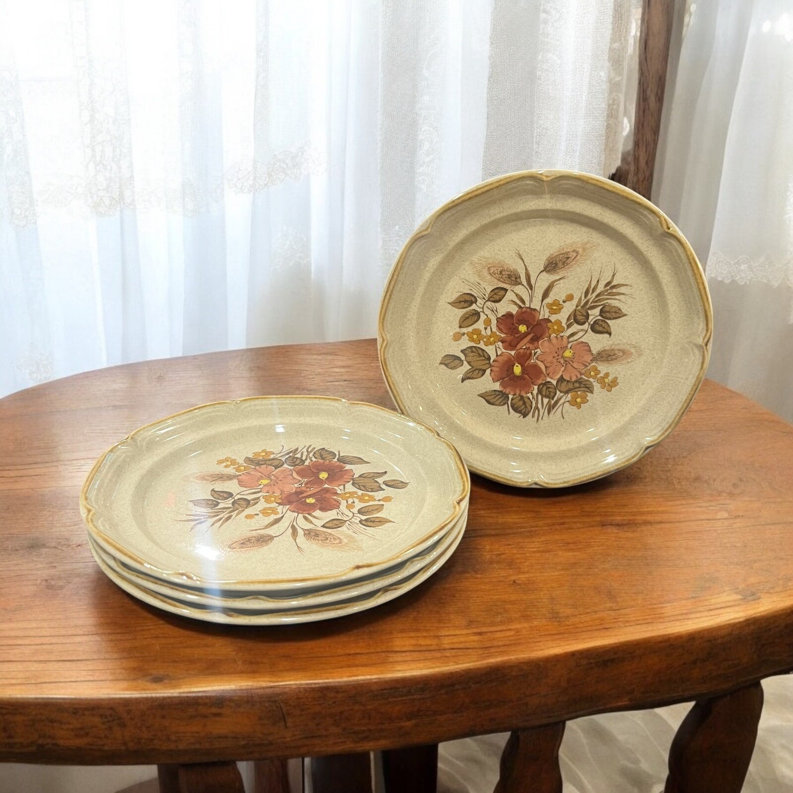 Vintage Salad Plates Set of 4 Endura Collection Festive Stoneware SM- 6669 7.5