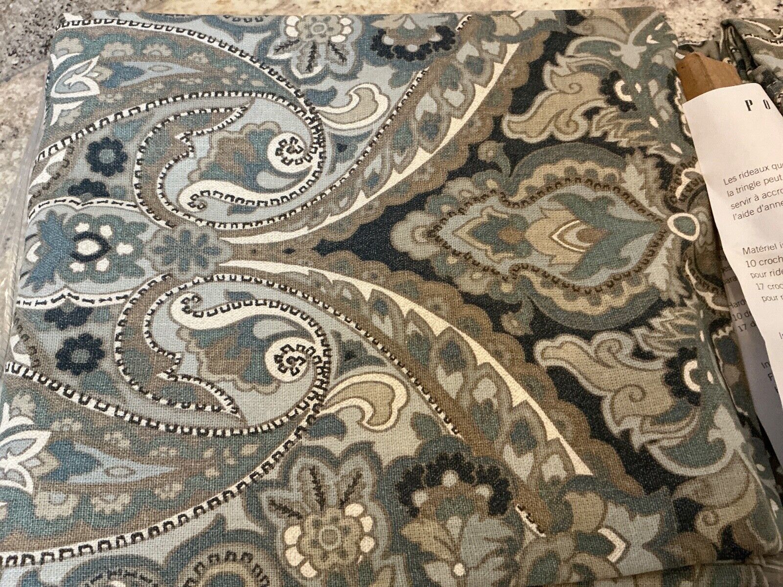 Picture 1 of 3