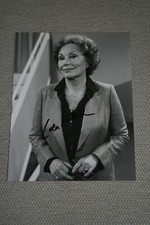 Lola M&uuml;thel, Autogramm,Autograph auf Grossfoto  (#GF6)=