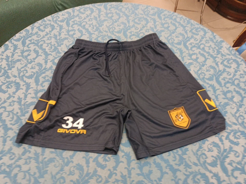 Pantaloncini Calcio Juve Stabia Numero 34 Givova Tg L Vintage   Vedi Foto . HL - Immagine 2 di 4