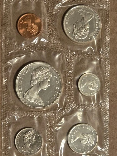 1967 CANADA SILVER PROOF LIKE MINT SET 1.11 Oz Silver Nice Cameo’s