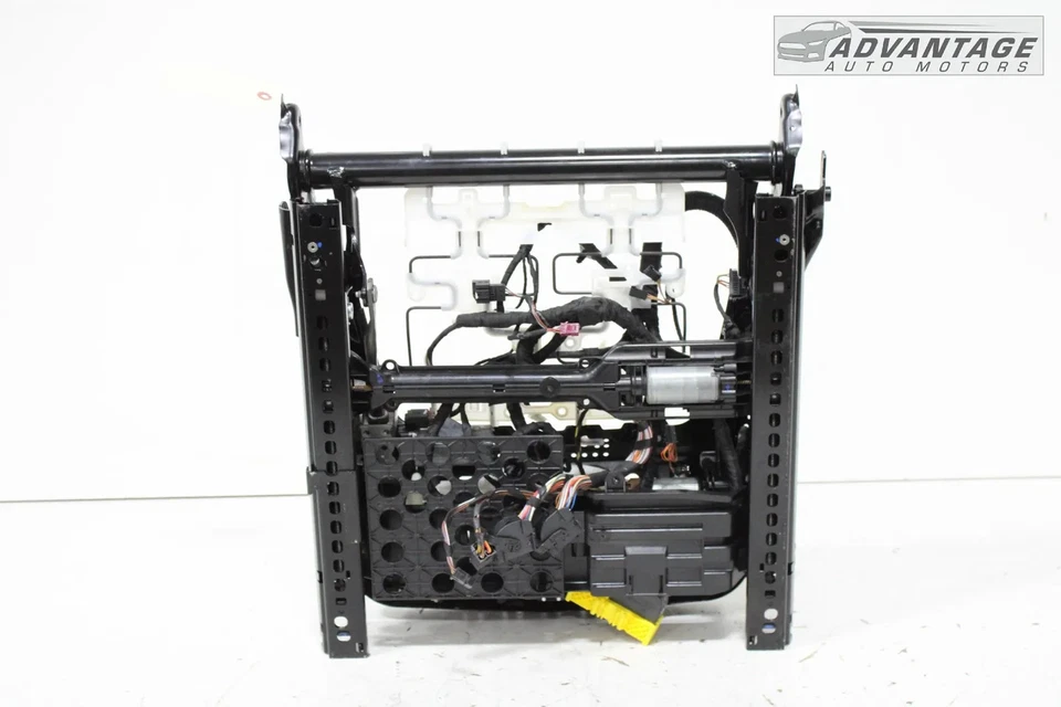 2017-2022 BMW 740I G12 FRONT RIGHT PASSENGER SIDE LOWER SEAT TRACK FRAME OEM - Image 4 of 4