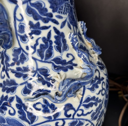 Pair of Antique Chinese Blue and White Porcelain Vase Lamps - Picture 3 of 23