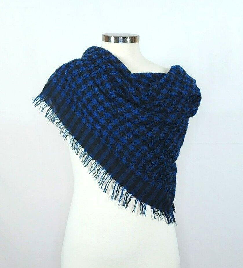 Forever 21 Multicolor Houndstooth Pattern 36 X 36… - image 1