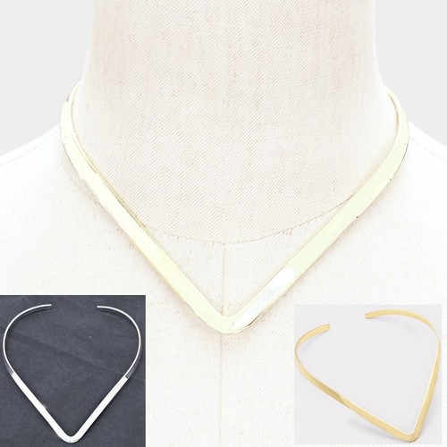 Statement Solid Metal Curved V Neck 