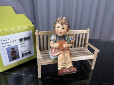 Hummel Figurine 698 I Mog Di 13cm. 1 choice, excellent condition