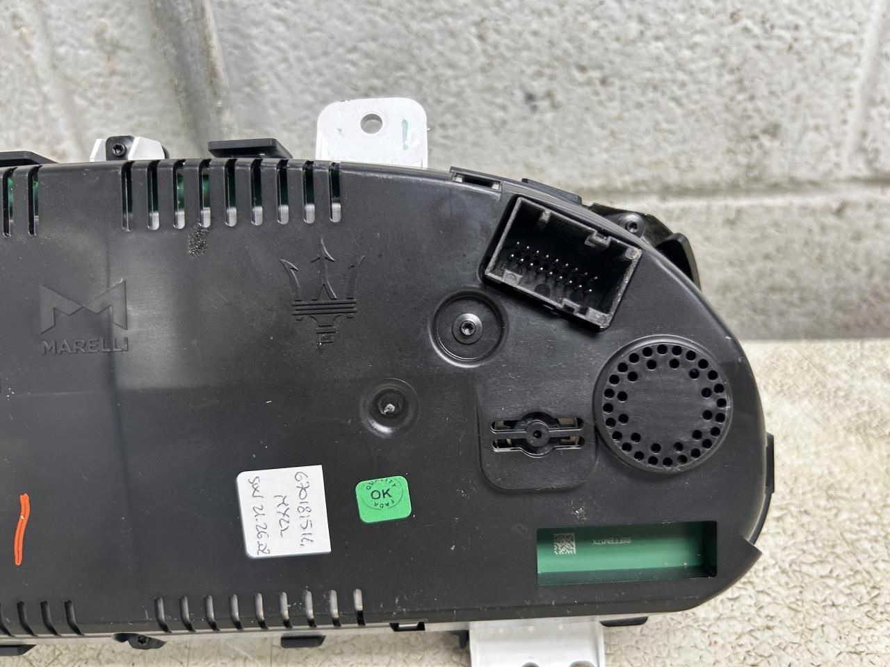 Maserati Levante 2022 Instrument cluster P/N 670153990