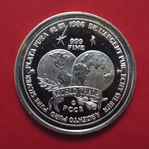 1986 WORLD TRADE UNIT One Troy Ounce .999 Art Round