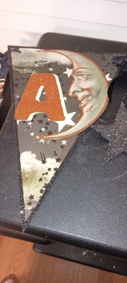 GUIRNALDA MÁGICA BETHANY LOWE-HALLOWEEN-NUEVA=2025 Foto 4 de 4