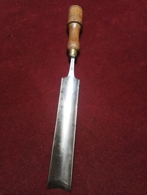 Vintage lang 1 1/2 Zoll breit Robert Sorby Malteserkreuz Schälbeitel Hohlbeitel