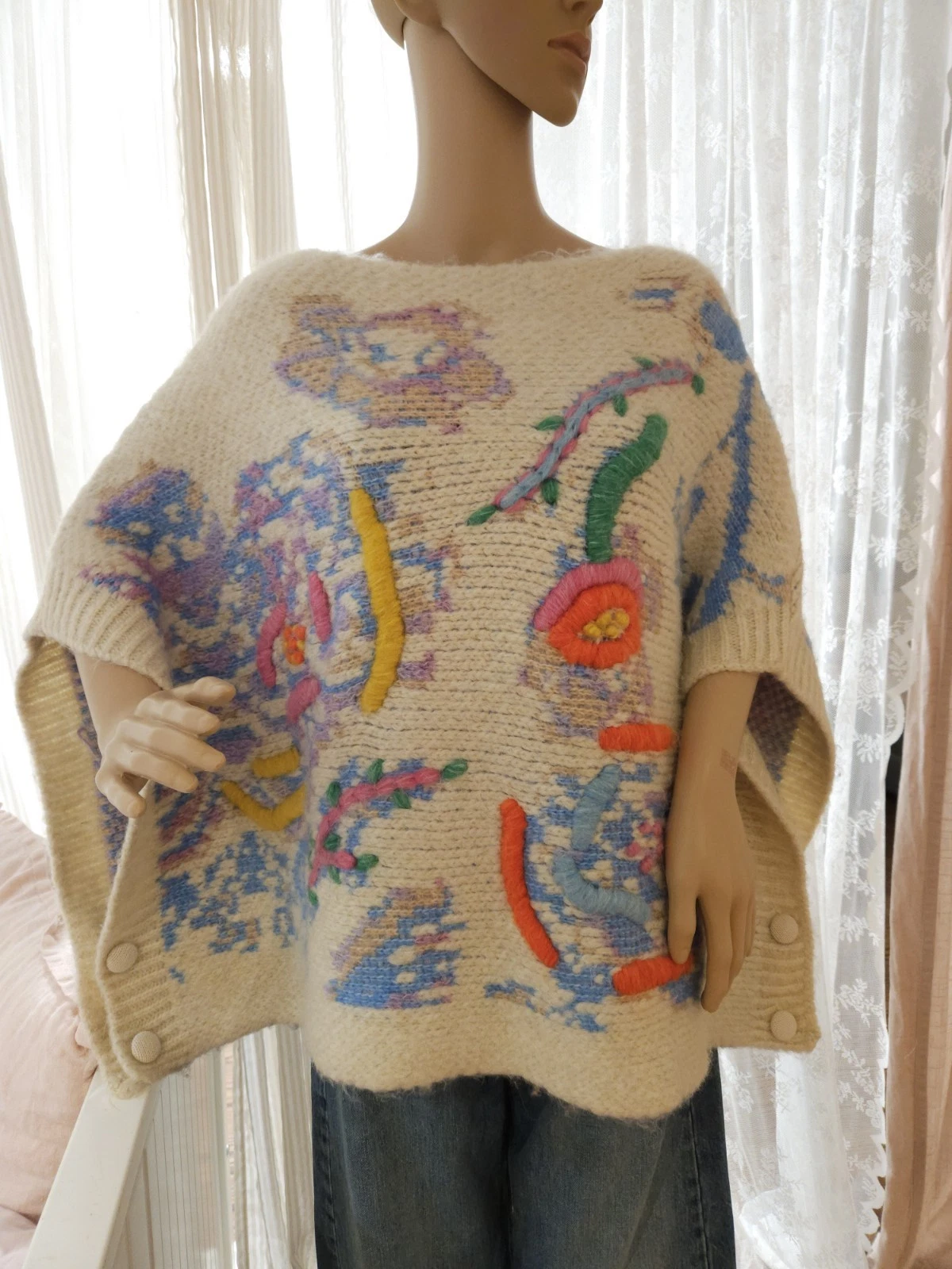 Colorful Cozy Poncho – Soft, Warm & Playfully Stylish By ZARA
Opens in a new window or tab