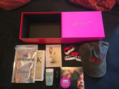 Lena Meyer-Landrut Loyal to Myself Mix aus Fanbox + Kosmetik VIP  Tour 2024