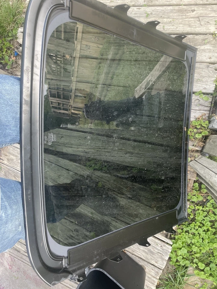 Cristal techo corredizo para Ford Explorer Foto 2 de 4