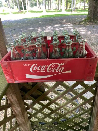 VTG CASE COCA COLA IN BOTTLES (24) WITH 4 CARTON CARRIERS & PLASTIC 4 SLOT CASE