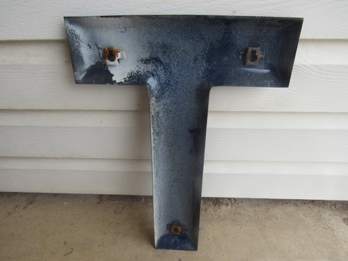 VINTAGE DARK BLUE PORCELAIN 18" LETTER T SIGN - Picture 6 of 6