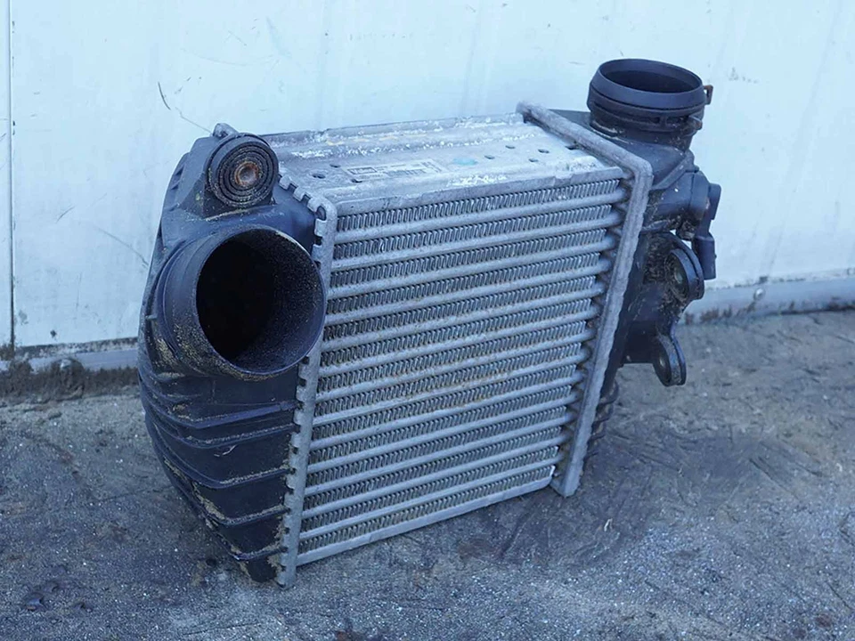 1999 - 2003 Volkswagen Golf 1.9 Diesel Intercooler Cooling Radiator 1J0145803f Foto 3 de 4
