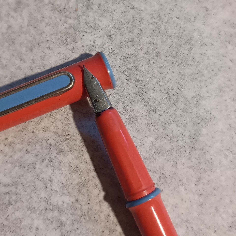 Stylo Plume STYPEN Vert - Plume Acier - Neuf De Stock (Jamais Encré) - Avec Recharge