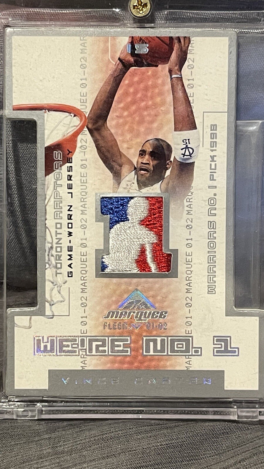 01-02 Fleer Marquee DieCut We’re No 1🔥Vince Carter Game used Logoman Jersey 1/1 view 2