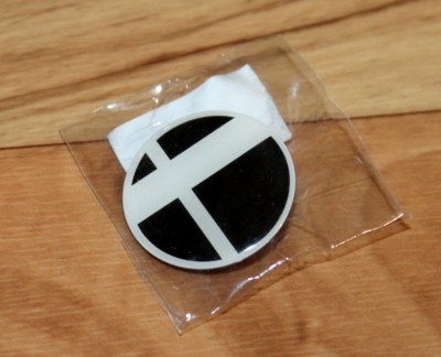 Super Smash Bros. Pin Badge Gamescom 2016 Exclsuive Promo Nintendo Europe Rare