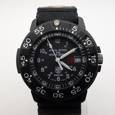 Luminox Biohazard Collection 時計 s-l400.jpg