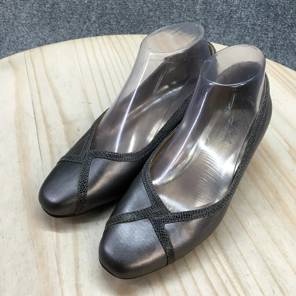 Soft Style Shoes Womens 6 Loafer Pumps Gray Faux Leather Block Heels Casual - Image 3 of 4