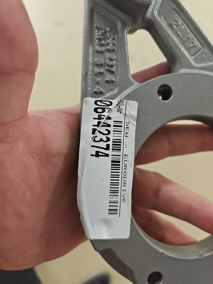 NEW SEW EURODRIVE 06442374/M13B2-4 CARBON FRICTION RING *READ* - Image 2 of 4