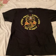 Cobra Kai T-Shirt L Strike First Strike Hard No Mercy Karate Kid Dist. Logo