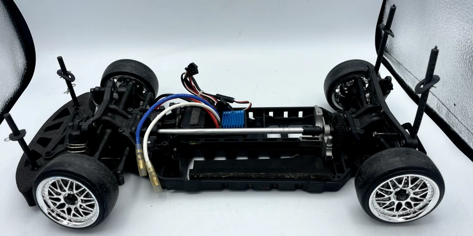For parts Drift package YOKOMO chassis with ESC - Image 3 of 4