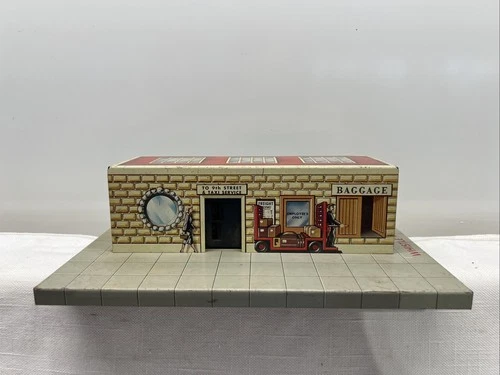 VINTAGE Marx #2890 Union Station Whistle Train Stop Tin Lito - Untested