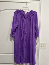 Shadowline Purple Womens Large Button Up Nightgown