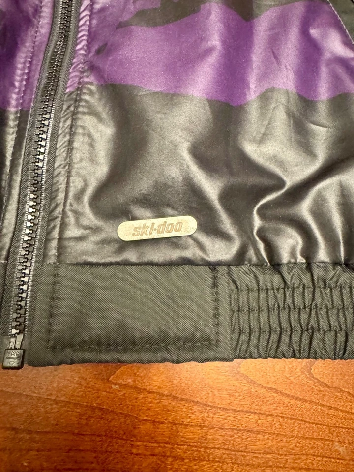 Raro NUEVO Para hombres De Colección Ski Doo Racing Moto de Nieve Chaqueta Talla Grande ROTAX Foto 4 de 4