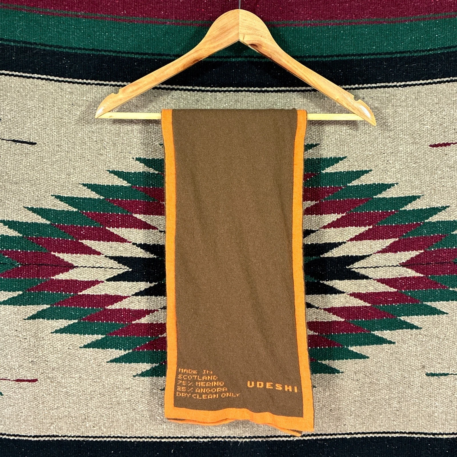 UDESHI Brown Reversible Merino/Angora Wool Blend Scarf - Made In Scotland
Opens in a new window or t