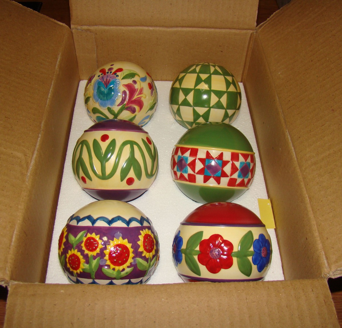 Jim Shore Heartwood Creek 2002 4 inch Decorative Folk Art Balls