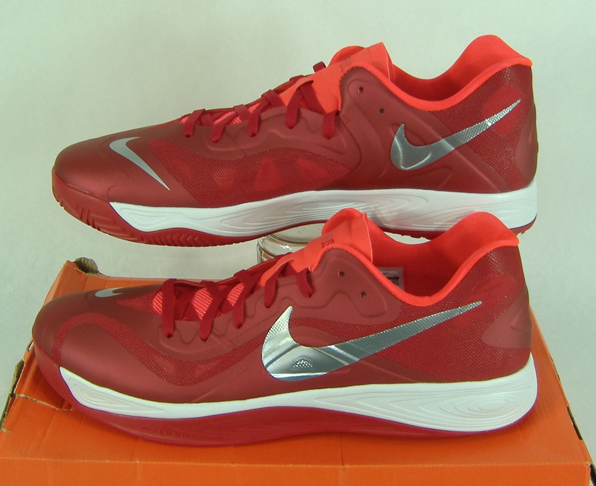 NIKE Hyperfuse LOW TB Gym White & Silver Basketball Shoes 616620-603 Size 13 Nike Mens Hyperfuse TB 525019-104 White Basketball Shoes  main image 4