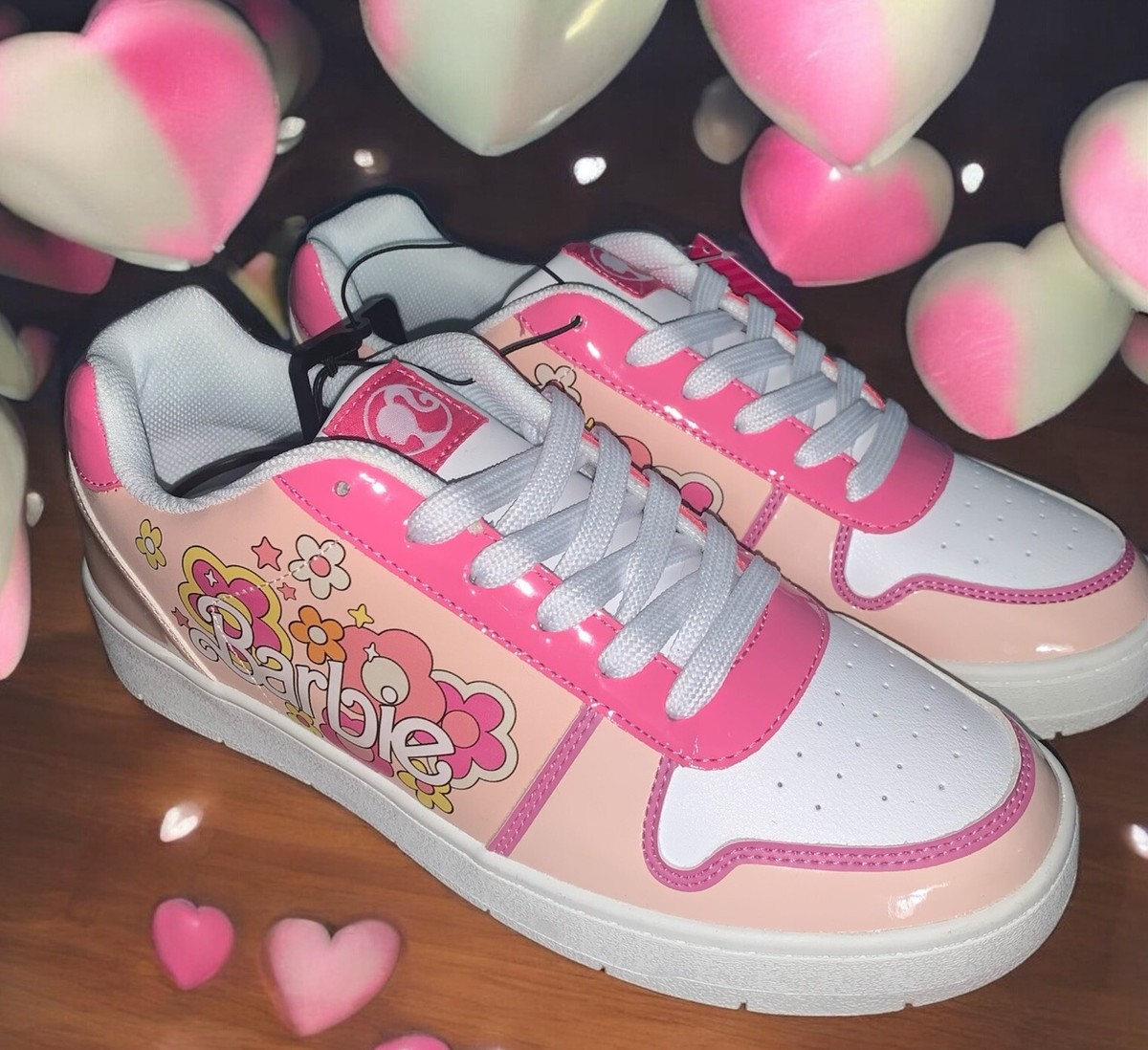 シューズ Barbie Woman's Barbie Sneakers Size 11 Skater Shoes Hot Pink - Brand New