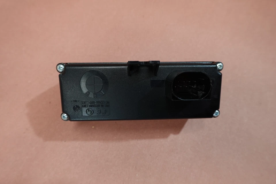 Unidad de control de presión de neumáticos OEM BMW F700 F700GS 2013-2018 Foto 3 de 4