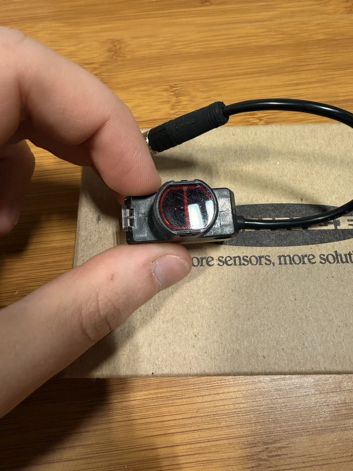 BRAND NEW BANNER ENGINEERING QS18VP6FF100Q / QS18VP6FF100Q Photoelectric Sensor - Image 4 of 4