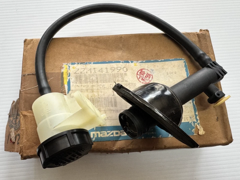 CILINDRO MAESTRO EMBRAGUE ORIGINAL FORD F2TZ-7A543-G Foto 2 de 2