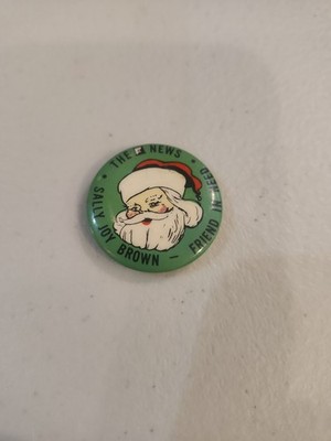 SANTA Sally Joy Brown DAILY NEWS Charity FRIEND IN NEED Pin Christmas Pinback