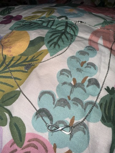 *AUTHENTIC* James Avery Sterling Silver Petite Infinity Necklace