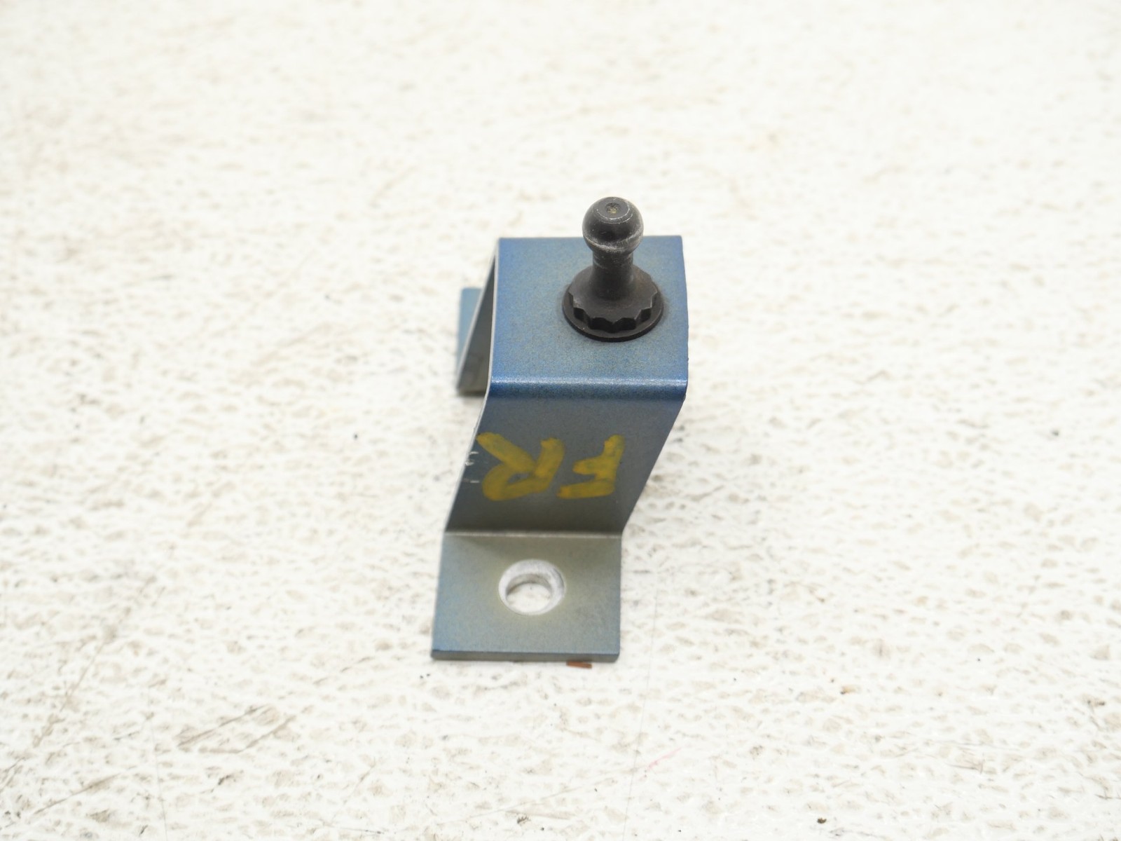 Audi R8 Spyder 2017-2023 Right Mounting bracket P/N 4S0806241B