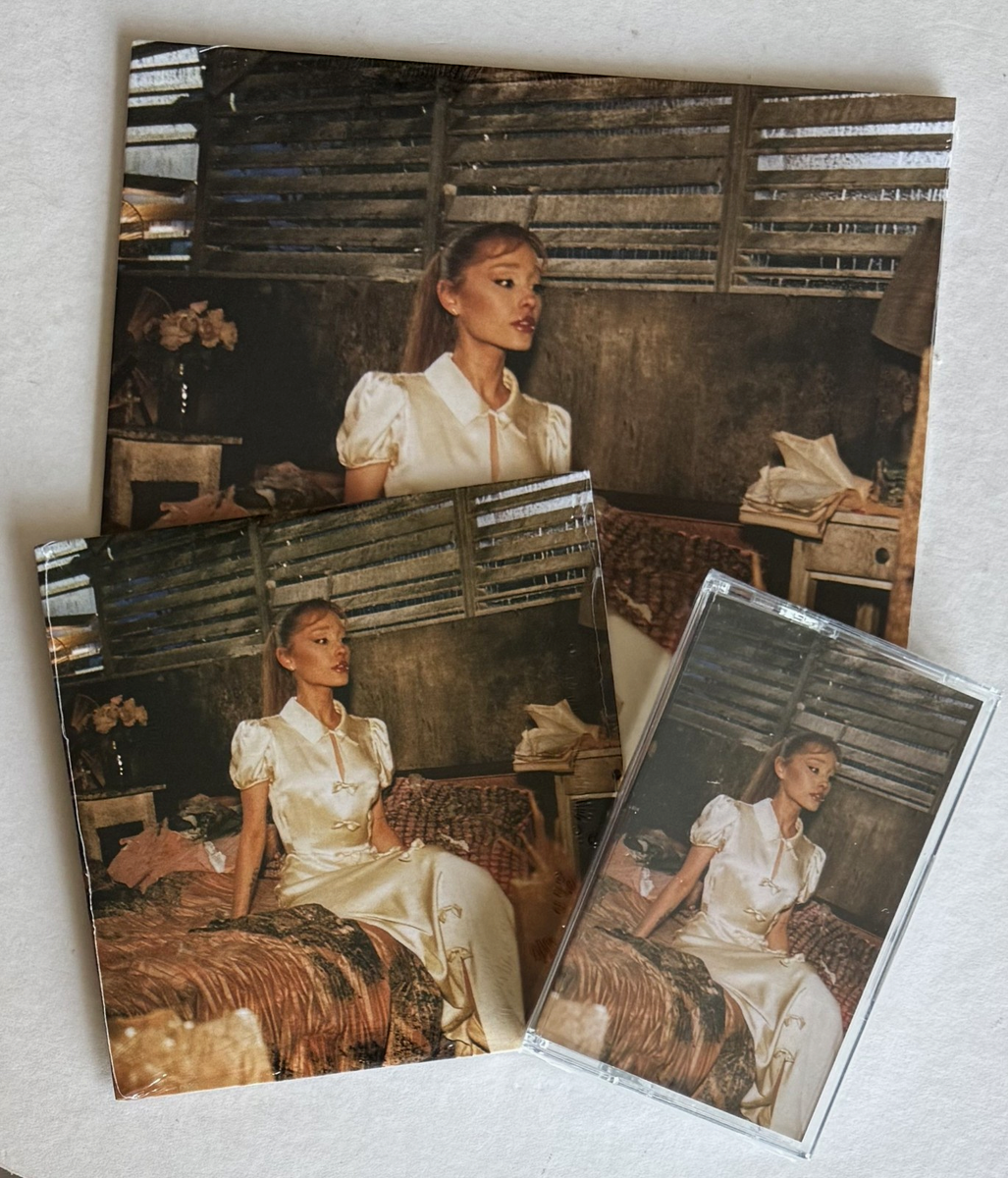 ARIANA GRANDE * TWILIGHT ZONE * LIMITED 7