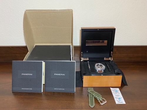 Panerai Luminor Submersible 42mm PAM00682 PAM 682 Micah Vintag...