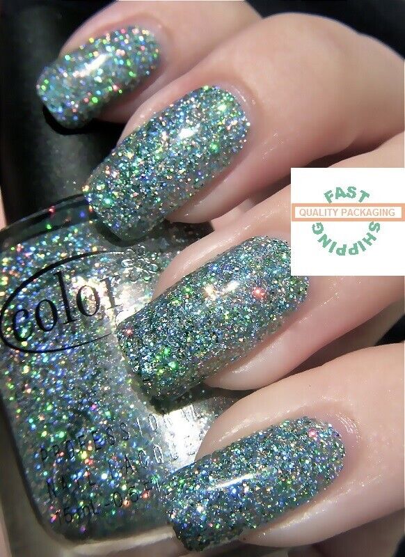 Color Club Nail Lacquer BEYOND THE MISTLETOE ABM5257 FAST SHIPPING !!!