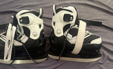 Verstellbare Kinder Schlittschuhe / Schwarz Weiß / Größe 28 - 31