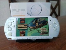 Sony PSP 3000 WHITHE 16GB Good Condition NEW