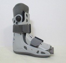 Aircast Airselect Walker Brace and Walking Bo...