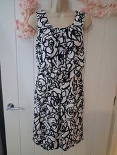 Great Plains black & white sleeveless round neck dresssize XS
