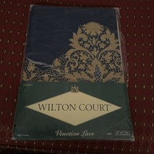 New Wilton Court Venetian Lace Tablecloth 100 Cotton 60 X 84 Oval Navy  Gold