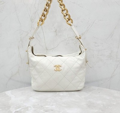 CHANEL Seasonal Quilted Hobo Bag Chain Shoulder Bag with Internal Chip 154750967